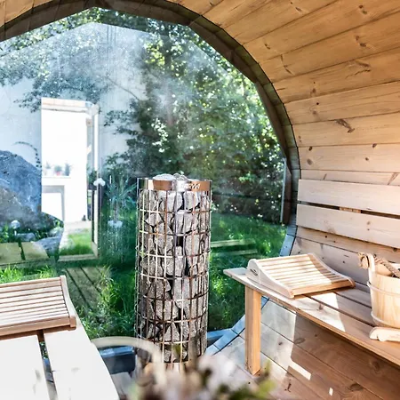 Exklusives Design Hideaway & Sauna * Warngau