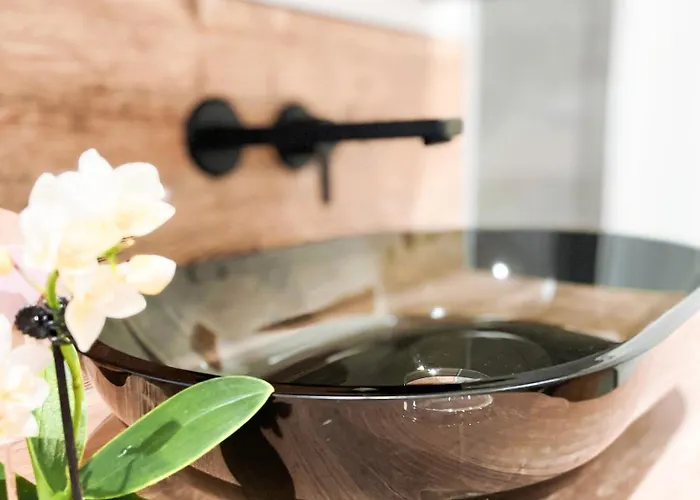 Exklusives Design Hideaway & Sauna Apartment