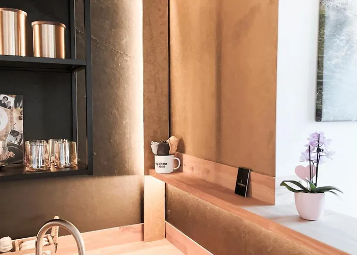 Exklusives Design Hideaway & Sauna * Warngau